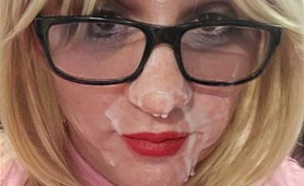 Sissyboitoni Loves Being Exposed Over And Over