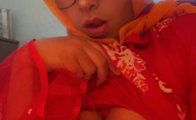 Sissy Is Alone