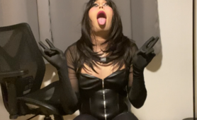 Asian Sissy Crossdresser Plaps