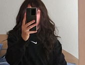 LauraStupidSissy