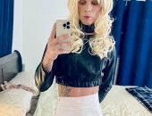 SissyMollyWhite