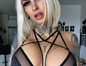 Sissybitch102