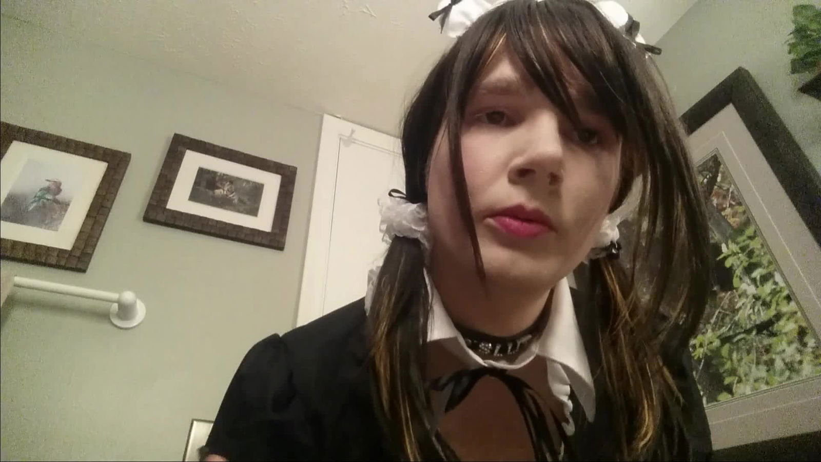 Sissy Maid Drinks Her Own Piss (The Note) - Videos